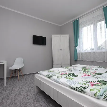 Happy Moments 民宿 久洛